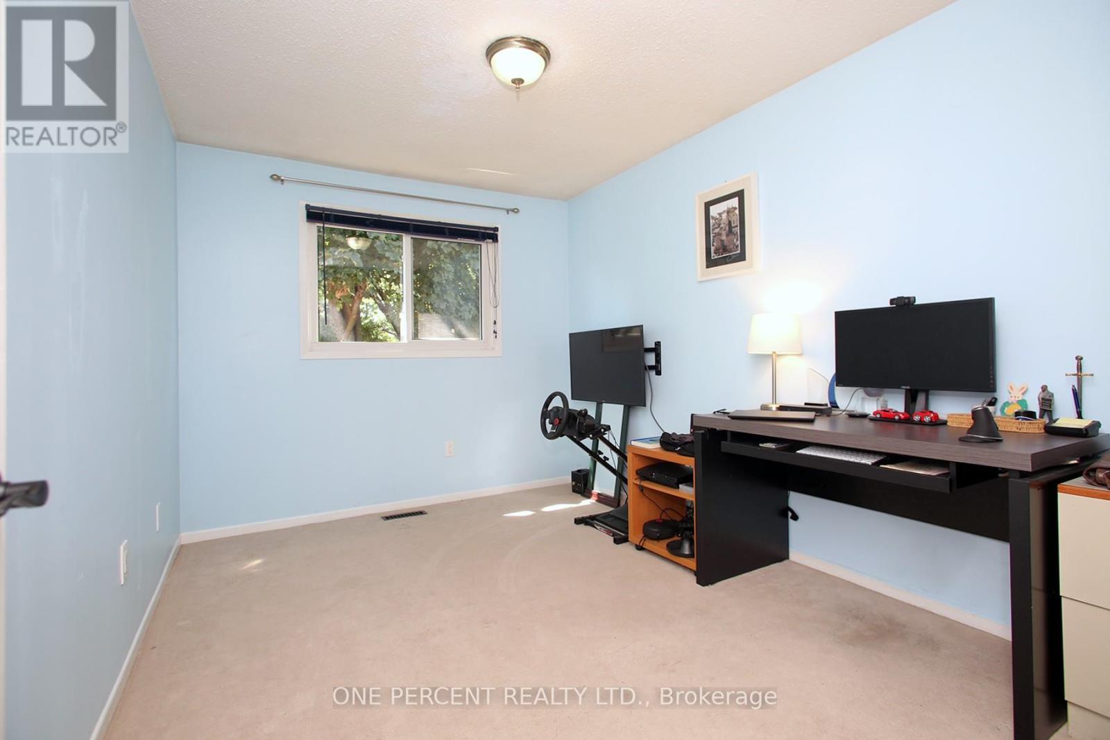 72 Malabar Crescent, Brampton, Ontario  L6S 3X8 - Photo 18 - W12401854