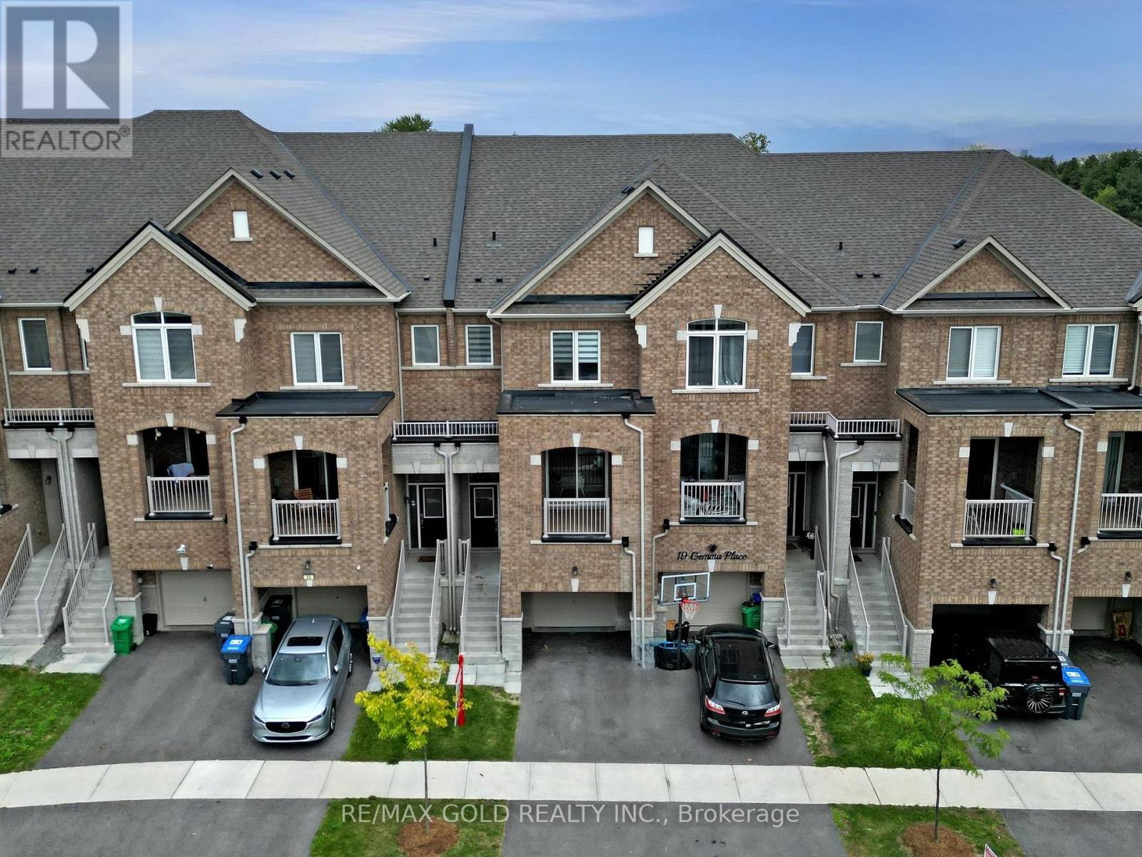 21 Gemma Place, Brampton, Ontario  L6Z 0J5 - Photo 34 - W12401861