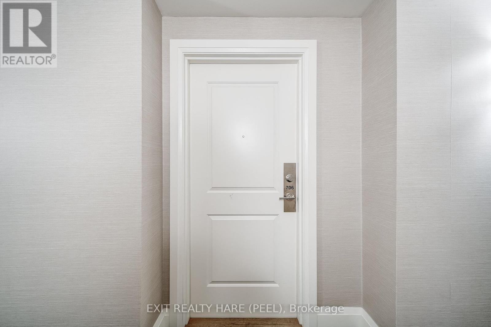 Property at 706 - 12 WOODSTREAM BOULEVARD image 4