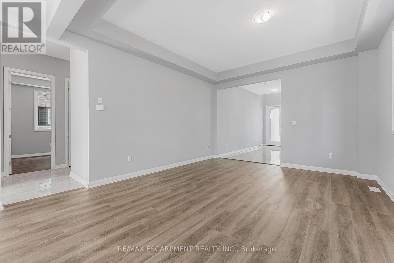 90 Acacia Road, Pelham, Ontario  L0S 1E6 - Photo 8 - X12139911