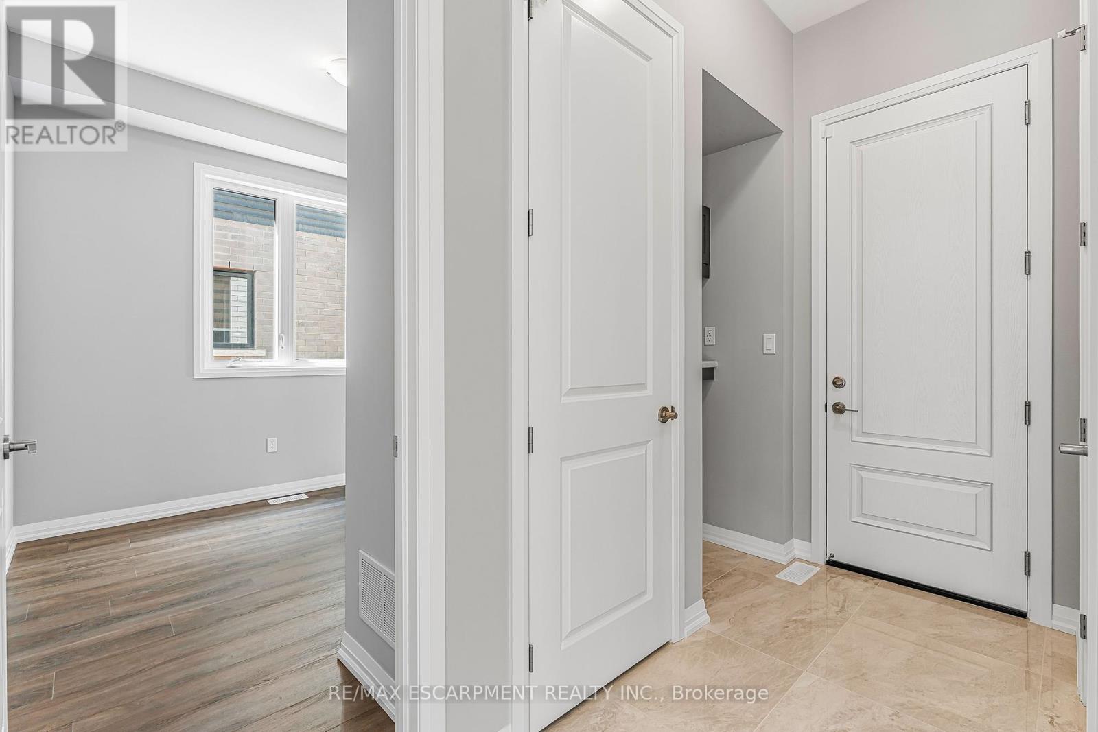 90 Acacia Road, Pelham, Ontario  L0S 1E6 - Photo 26 - X12139911