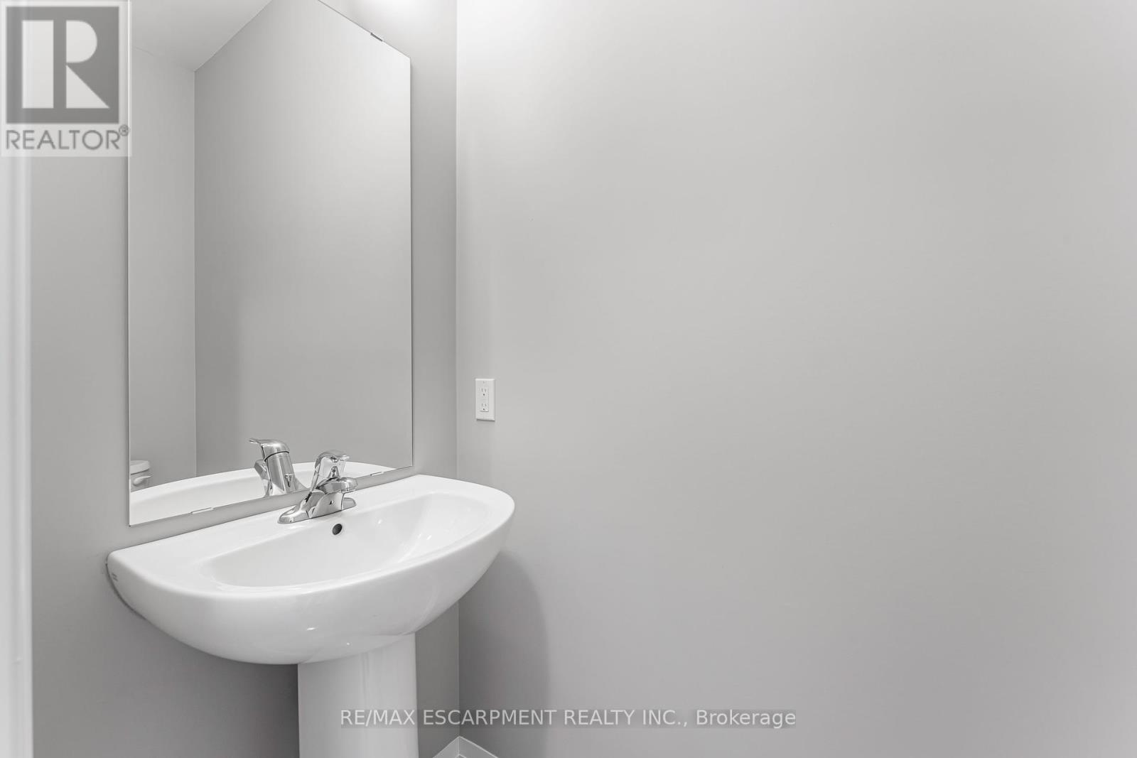 90 Acacia Road, Pelham, Ontario  L0S 1E6 - Photo 28 - X12139911