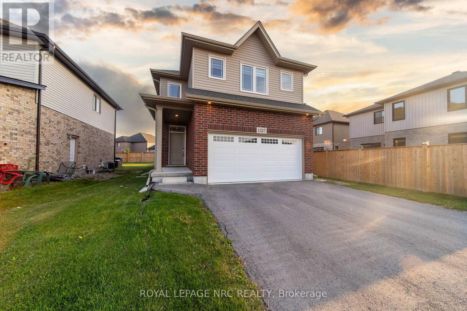1217 Uppers Lane, Thorold, Ontario  L0S 1A0 - Photo 26 - X12401876