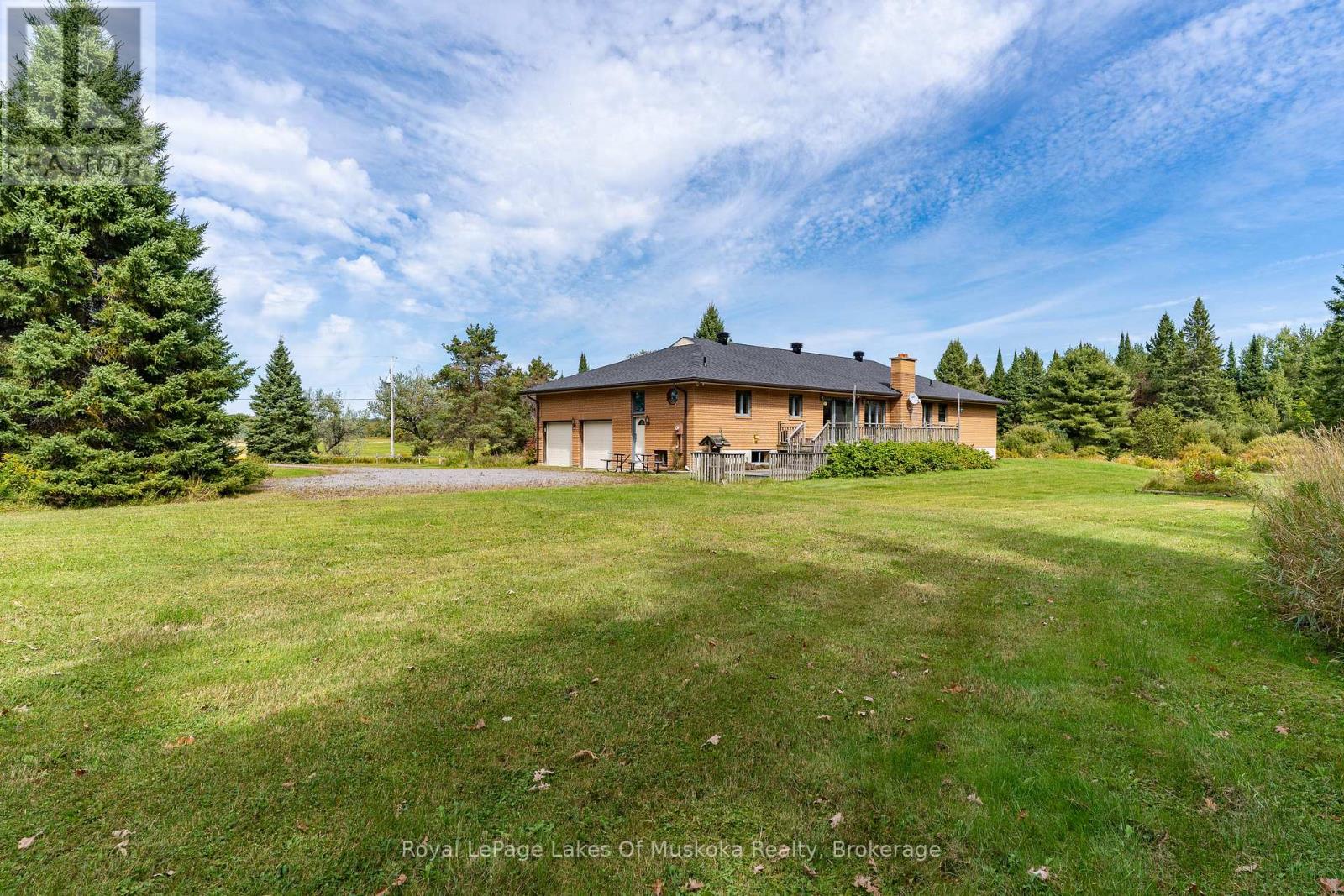1419 Beatrice Townline Road, Muskoka Lakes (Monck (Muskoka Lakes)), Ontario  P1L 1X4 - Photo 33 - X12401864