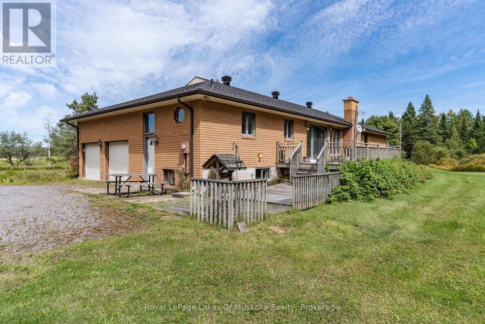 1419 Beatrice Townline Road, Muskoka Lakes (Monck (Muskoka Lakes)), Ontario  P1L 1X4 - Photo 4 - X12401864