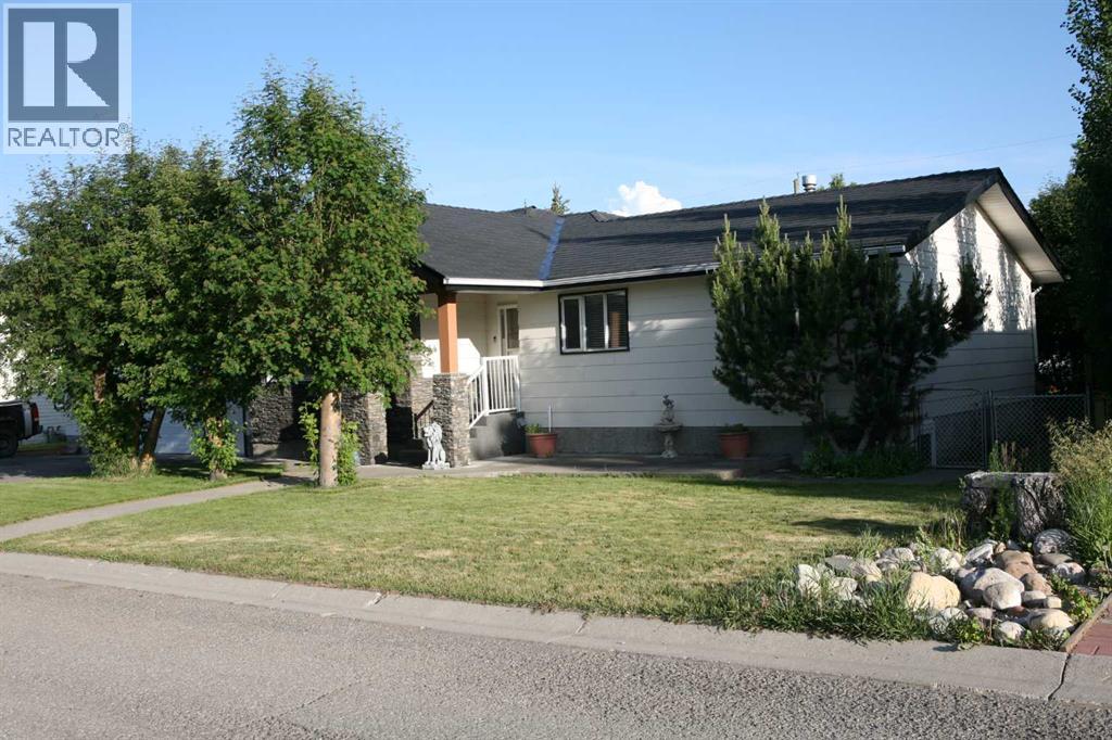 2429 211 Street, Bellevue, Alberta  T0K 0C0 - Photo 2 - A2232610