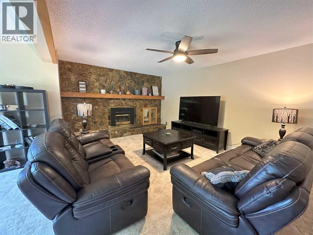 2429 211 Street, Bellevue, Alberta  T0K 0C0 - Photo 7 - A2232610