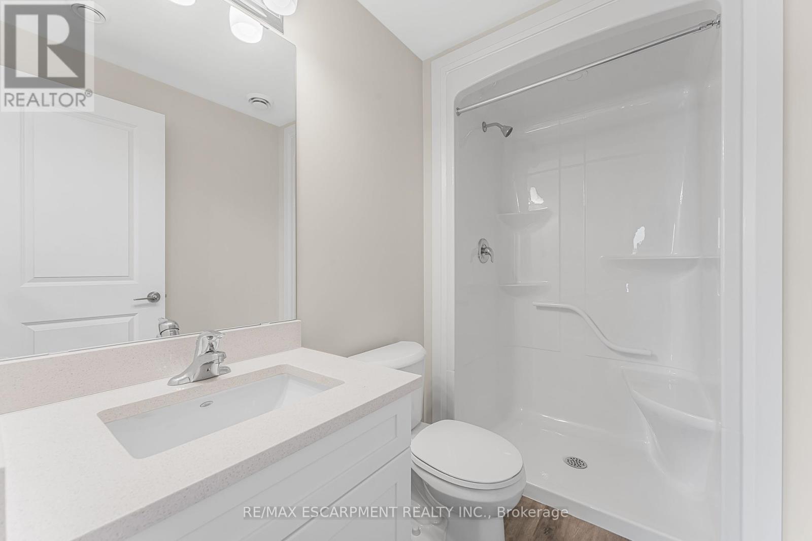 114 - 118 Summersides Boulevard, Pelham, Ontario  L0E 1E1 - Photo 20 - X12363592
