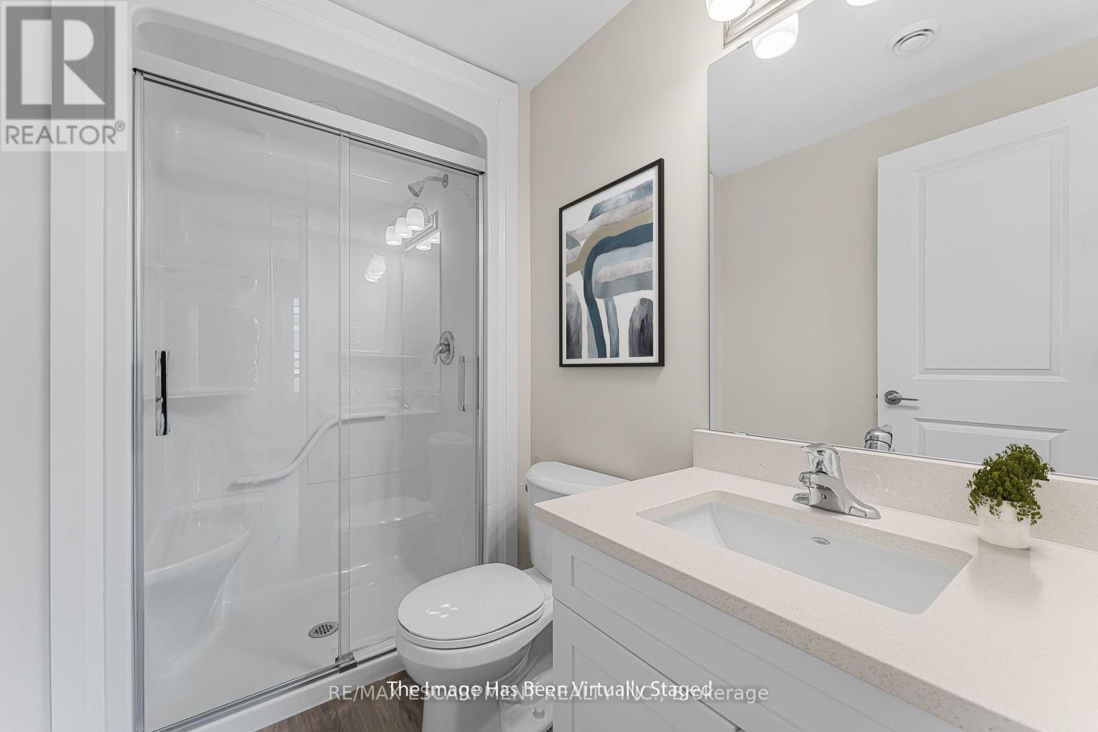 303 - 118 Summersides Boulevard, Pelham, Ontario  L0E 1E1 - Photo 21 - X12364103