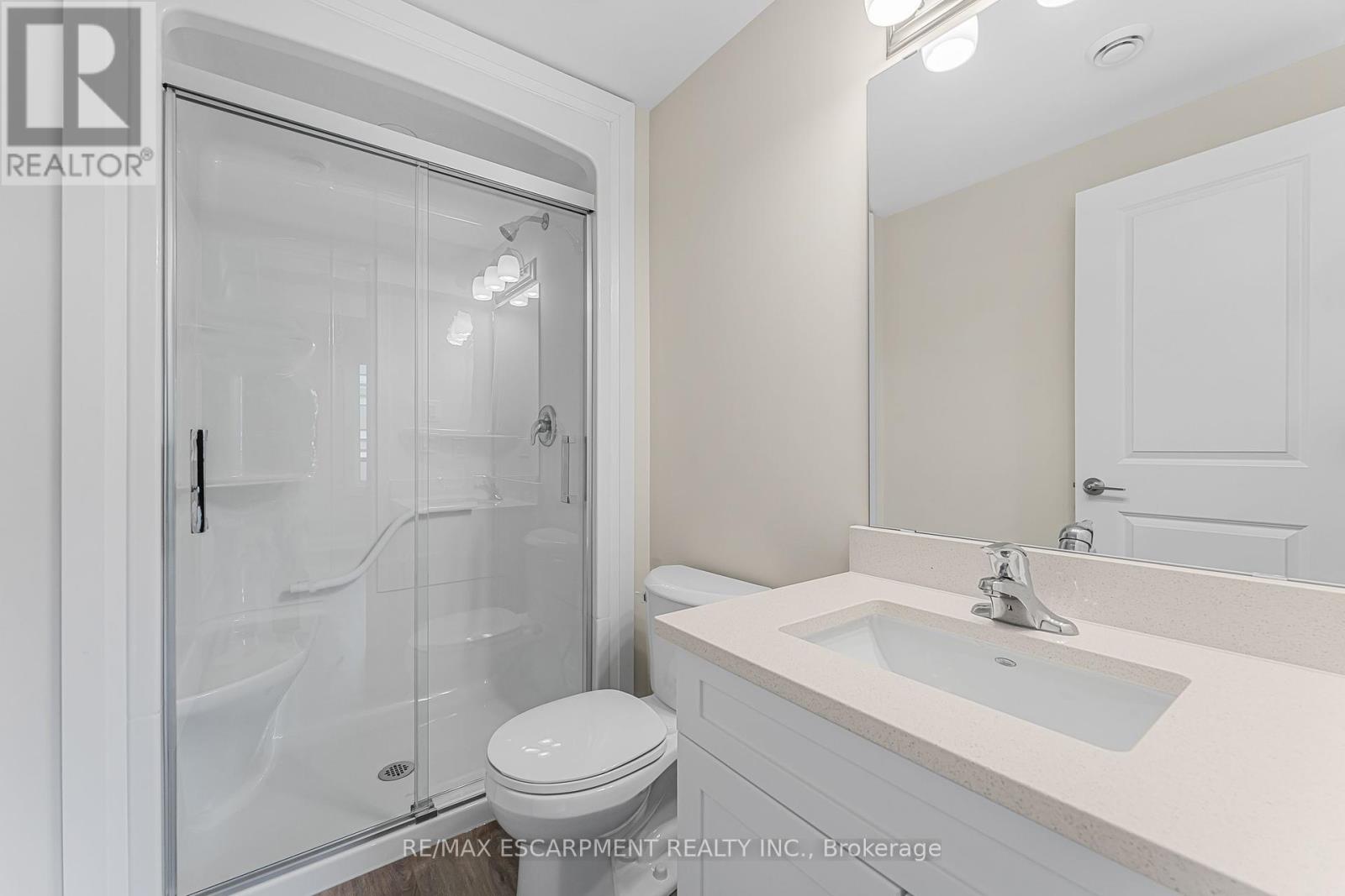 303 - 118 Summersides Boulevard, Pelham, Ontario  L0E 1E1 - Photo 22 - X12364103