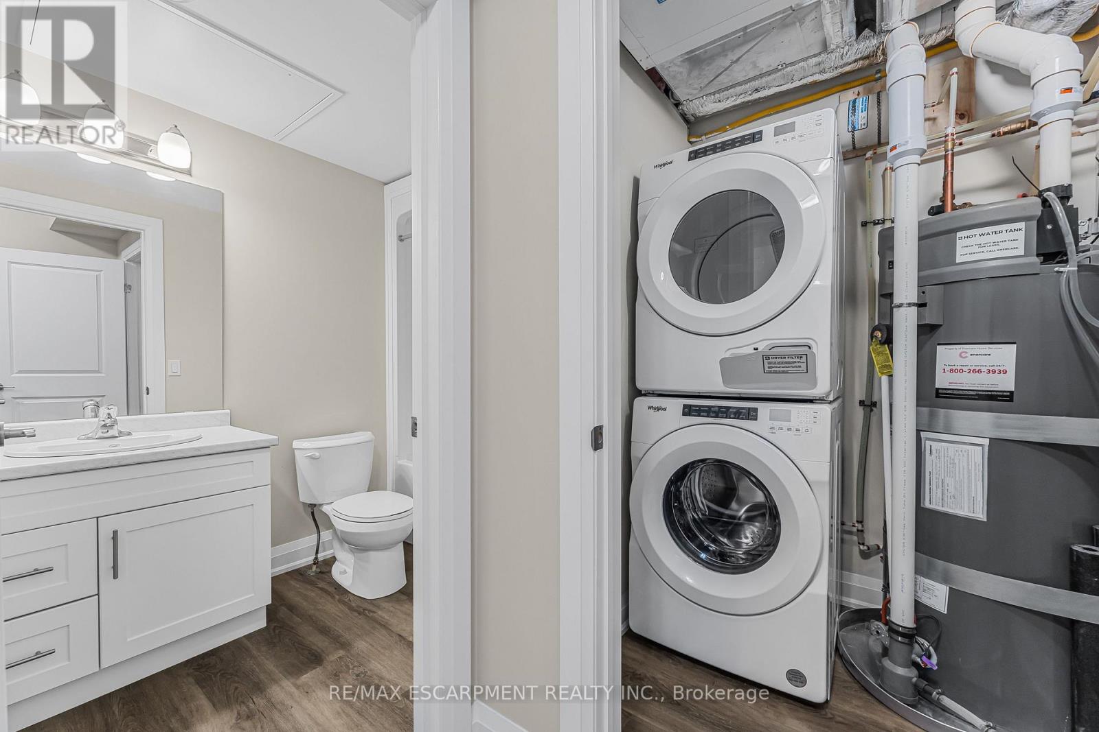 303 - 118 Summersides Boulevard, Pelham, Ontario  L0E 1E1 - Photo 6 - X12364103
