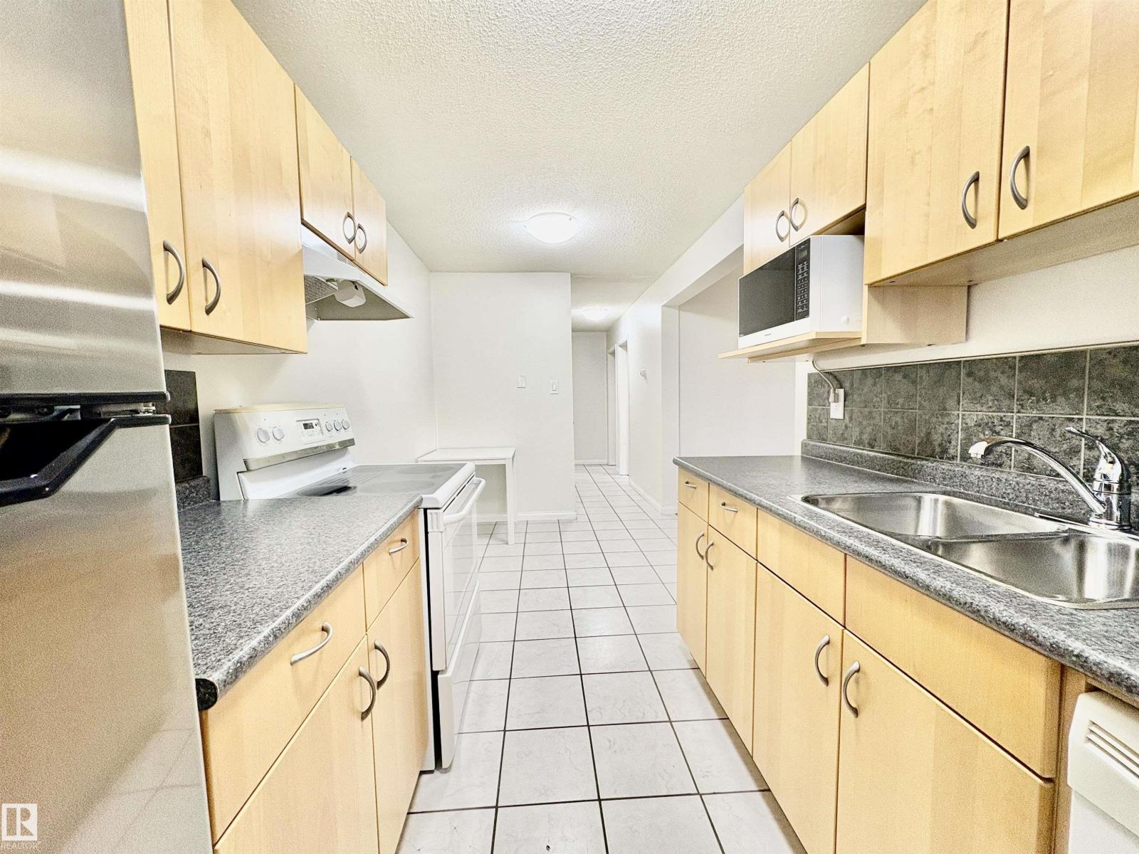 #104 11040 129 St Nw, Edmonton, Alberta  T5M 0Y3 - Photo 9 - E4457659