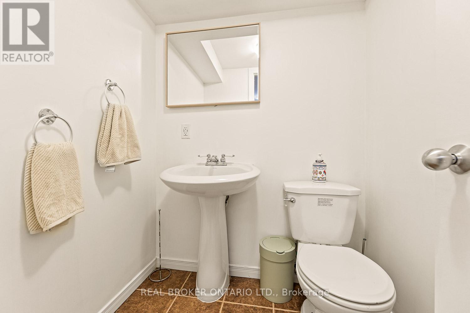 89 Bentley Crescent, Barrie, Ontario  L4N 0Z1 - Photo 25 - S12401874