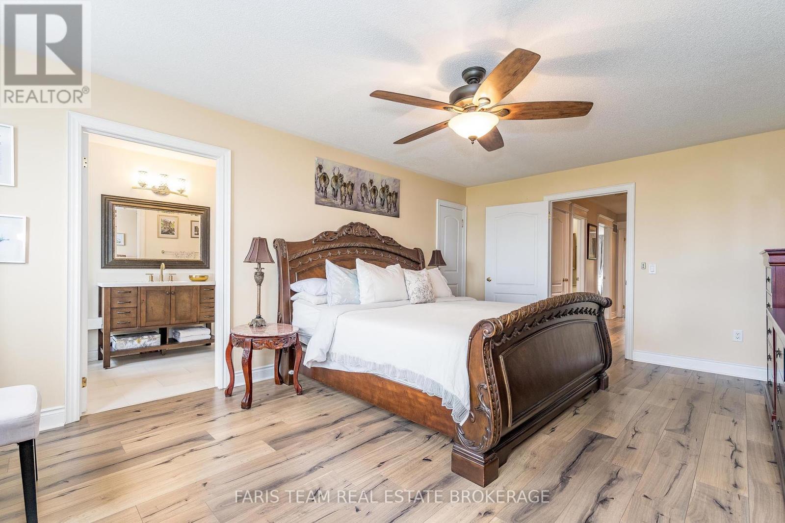 192 Wycliffe Cove, Tay, Ontario  L0K 2A0 - Photo 17 - S12401898