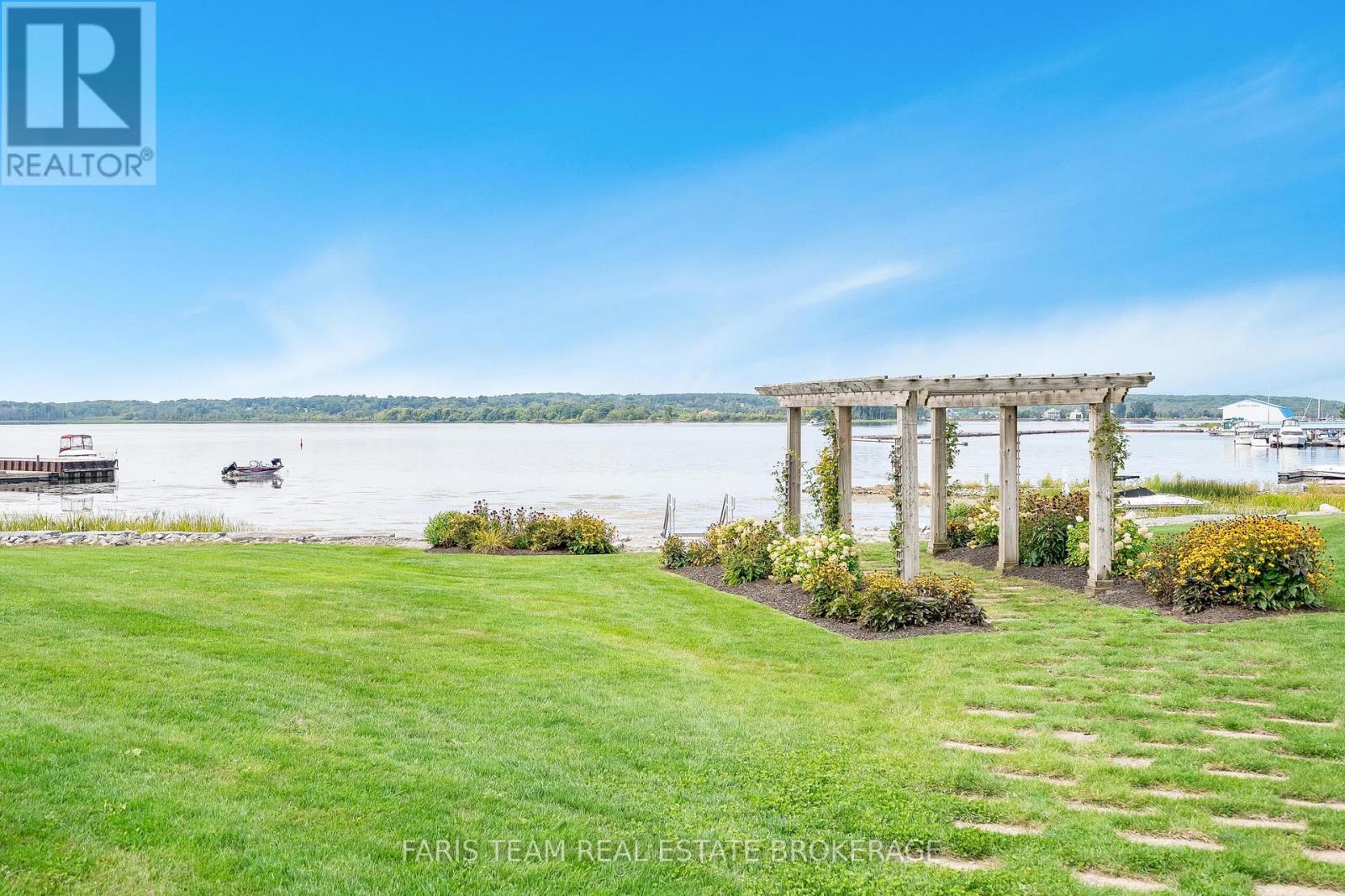 192 Wycliffe Cove, Tay, Ontario  L0K 2A0 - Photo 37 - S12401898
