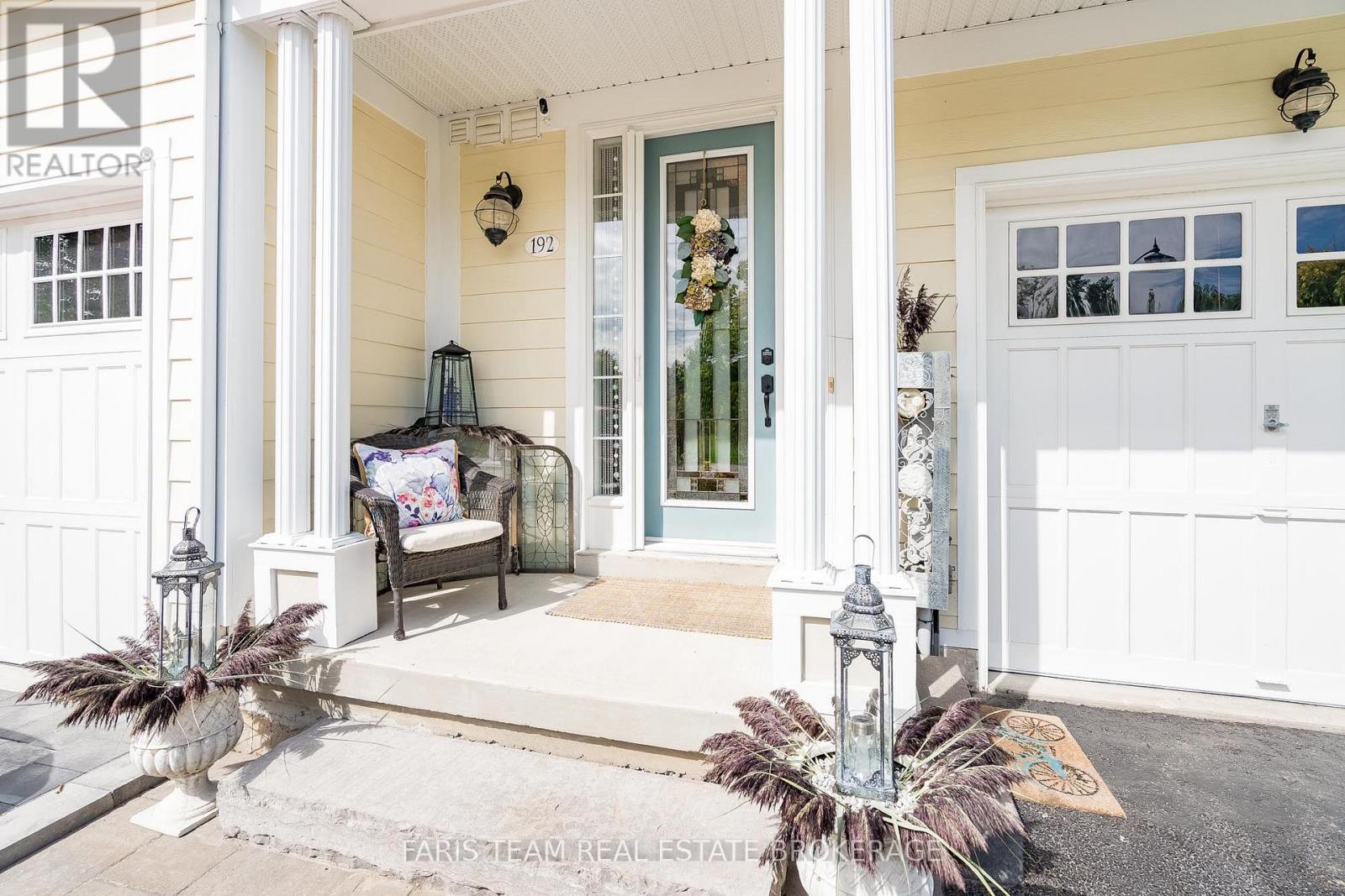 192 Wycliffe Cove, Tay, Ontario  L0K 2A0 - Photo 4 - S12401898