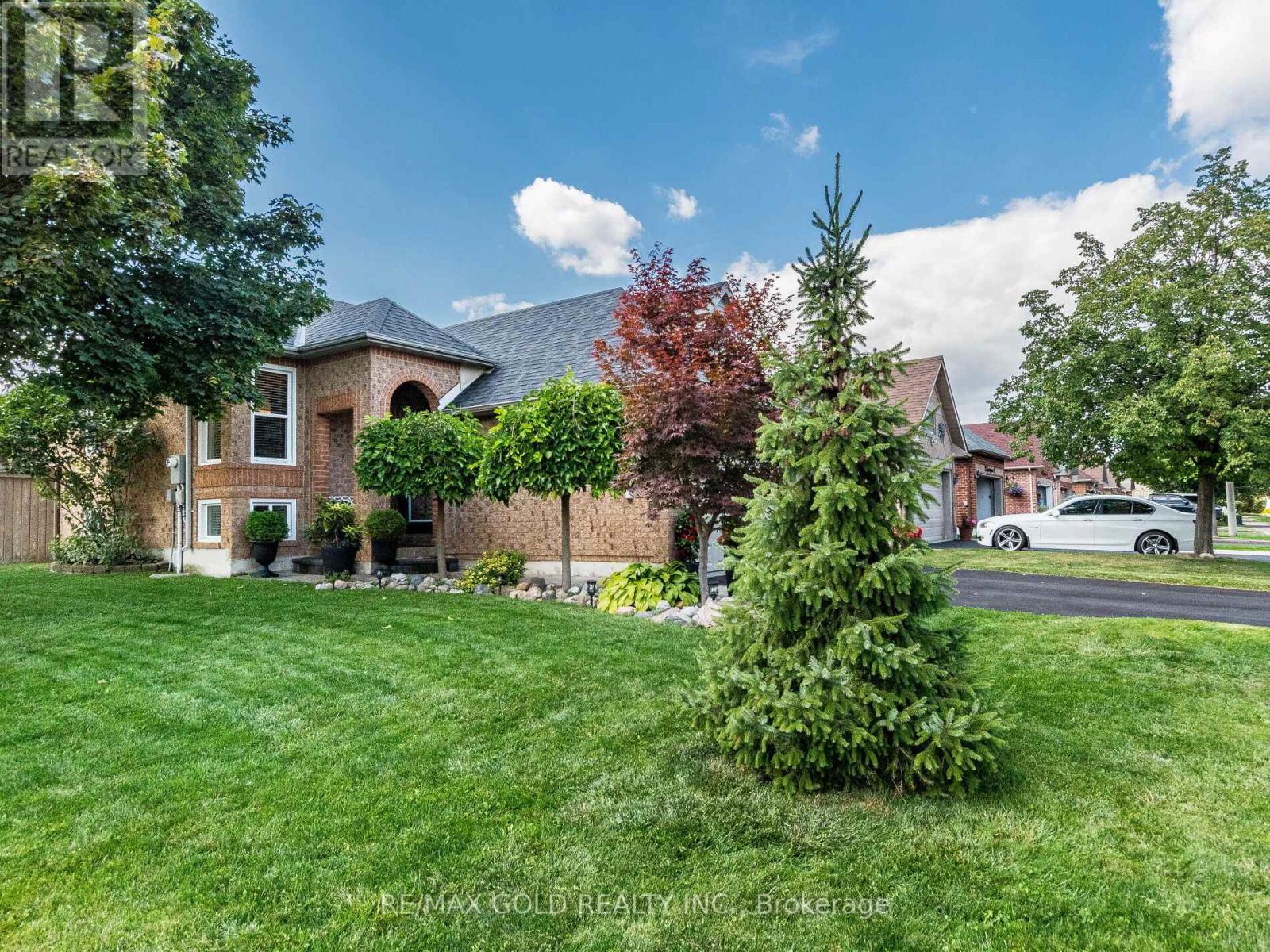 98 SPRINGVIEW DRIVE, Brampton, Ontario