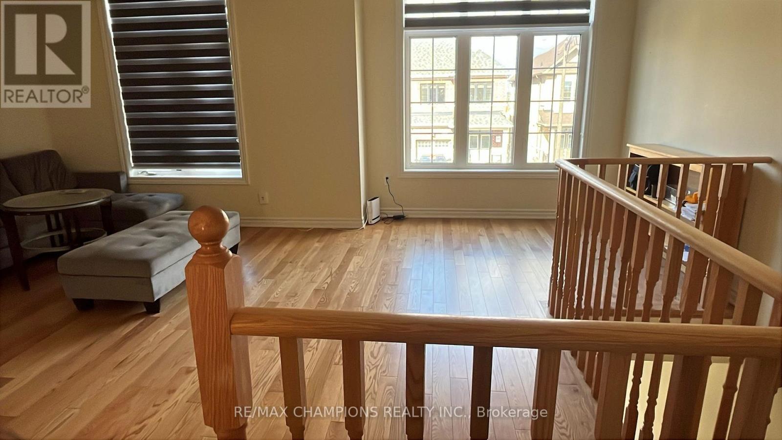 6 Mccormack Road, Caledon, Ontario  L7C 0Y9 - Photo 3 - W12401890