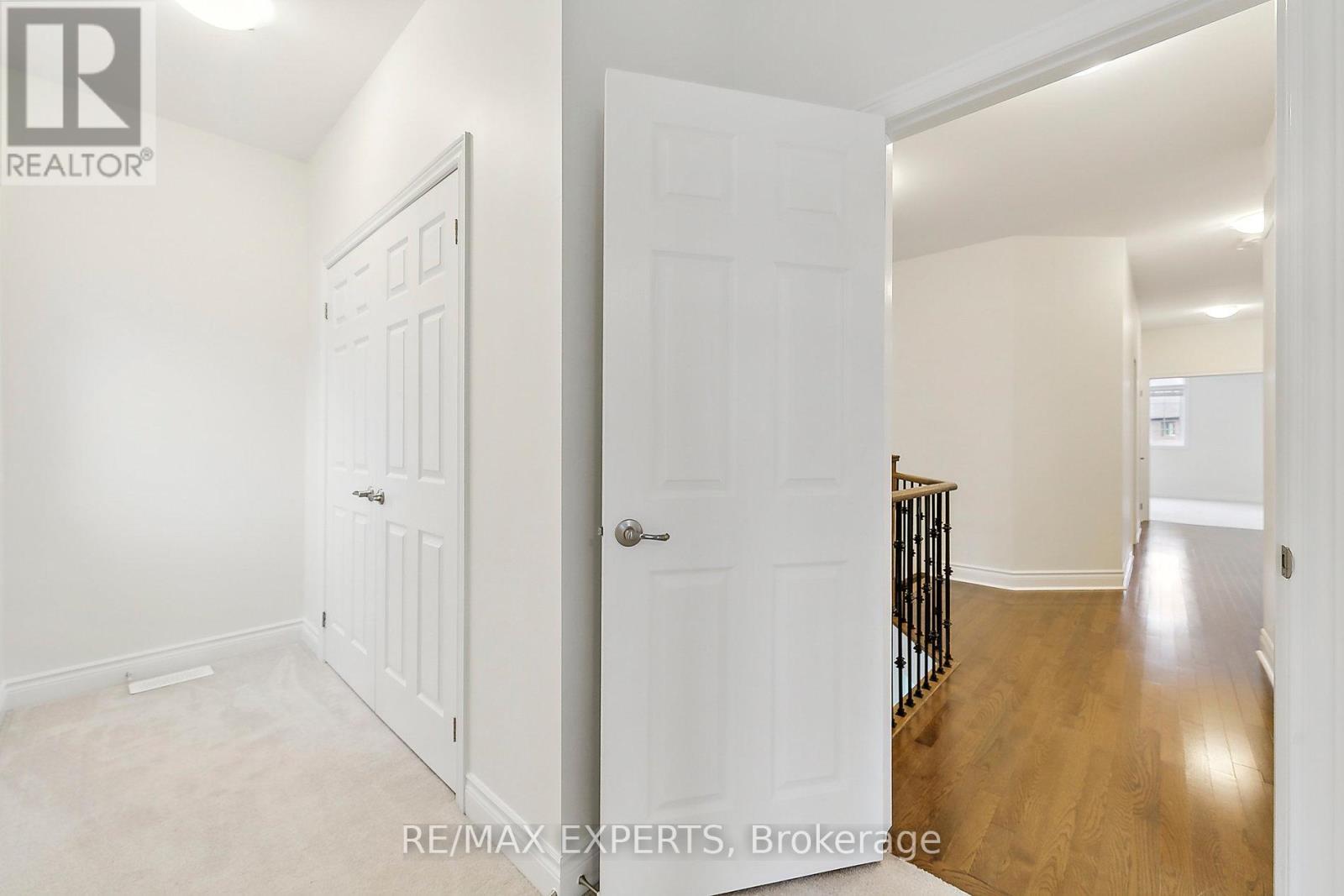 17 Monarch Drive, Halton Hills (Georgetown), Ontario  L7G 0H9 - Photo 31 - W12401896