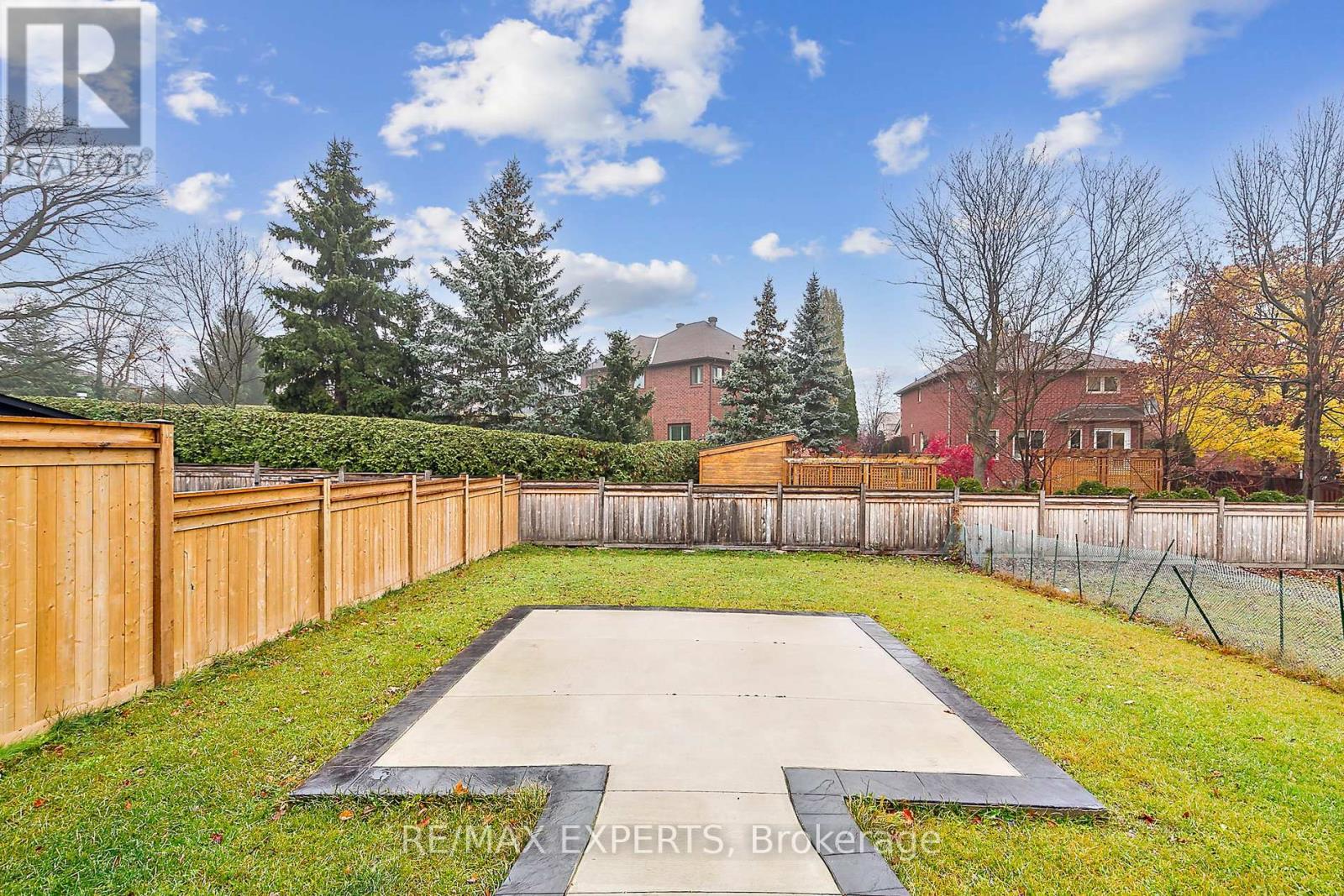 17 Monarch Drive, Halton Hills (Georgetown), Ontario  L7G 0H9 - Photo 48 - W12401896