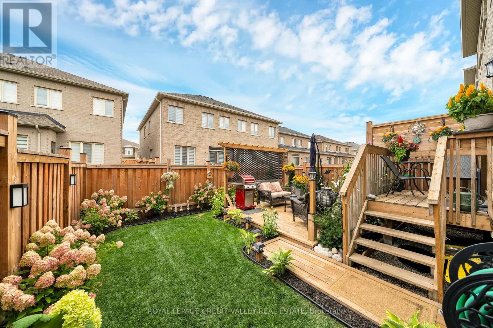 87 Westfield Crescent, Hamilton, Ontario  L8B 1X9 - Photo 43 - X12400036