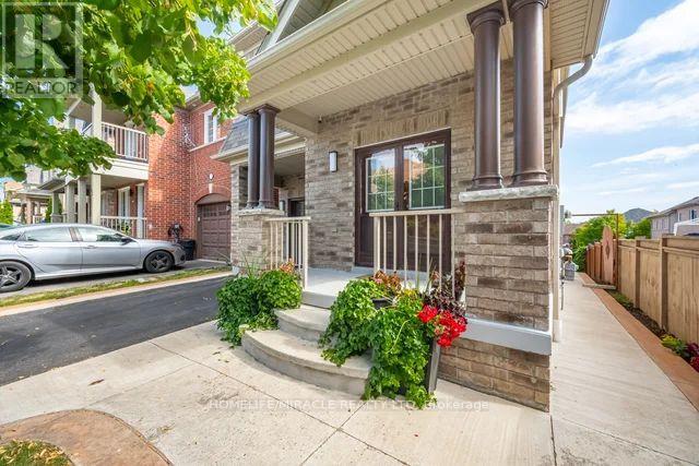 25 Luce Drive E, Ajax, Ontario  L1Z 0K2 - Photo 10 - E12401938