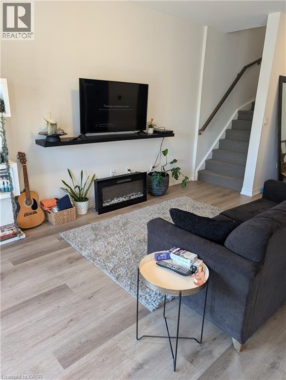 124 Compass Trail Unit# 52, Cambridge, Ontario  N3E 0E3 - Photo 9 - 40769499