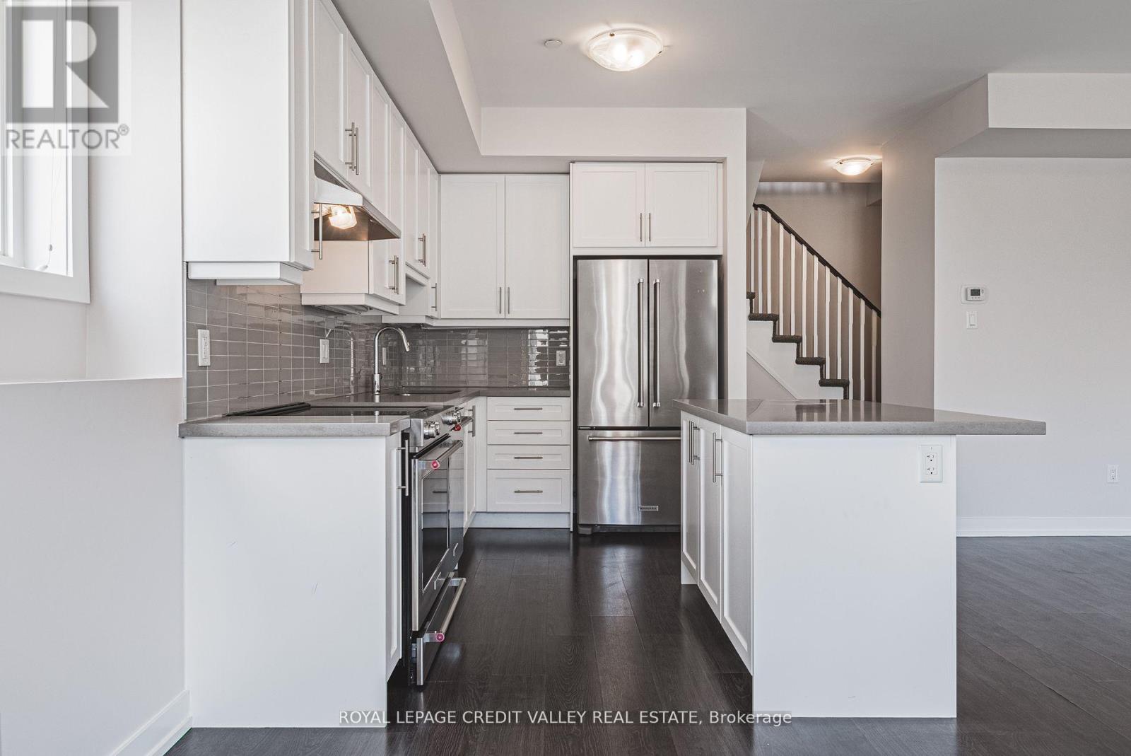 116 - 256 Royal York Road E, Toronto (Mimico), Ontario  M8V 1Y8 - Photo 10 - W12401932