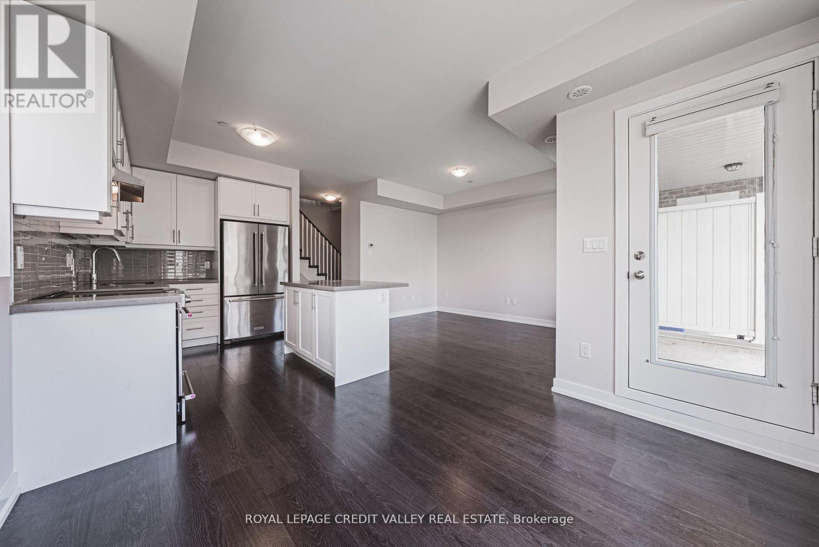 116 - 256 Royal York Road E, Toronto (Mimico), Ontario  M8V 1Y8 - Photo 17 - W12401932