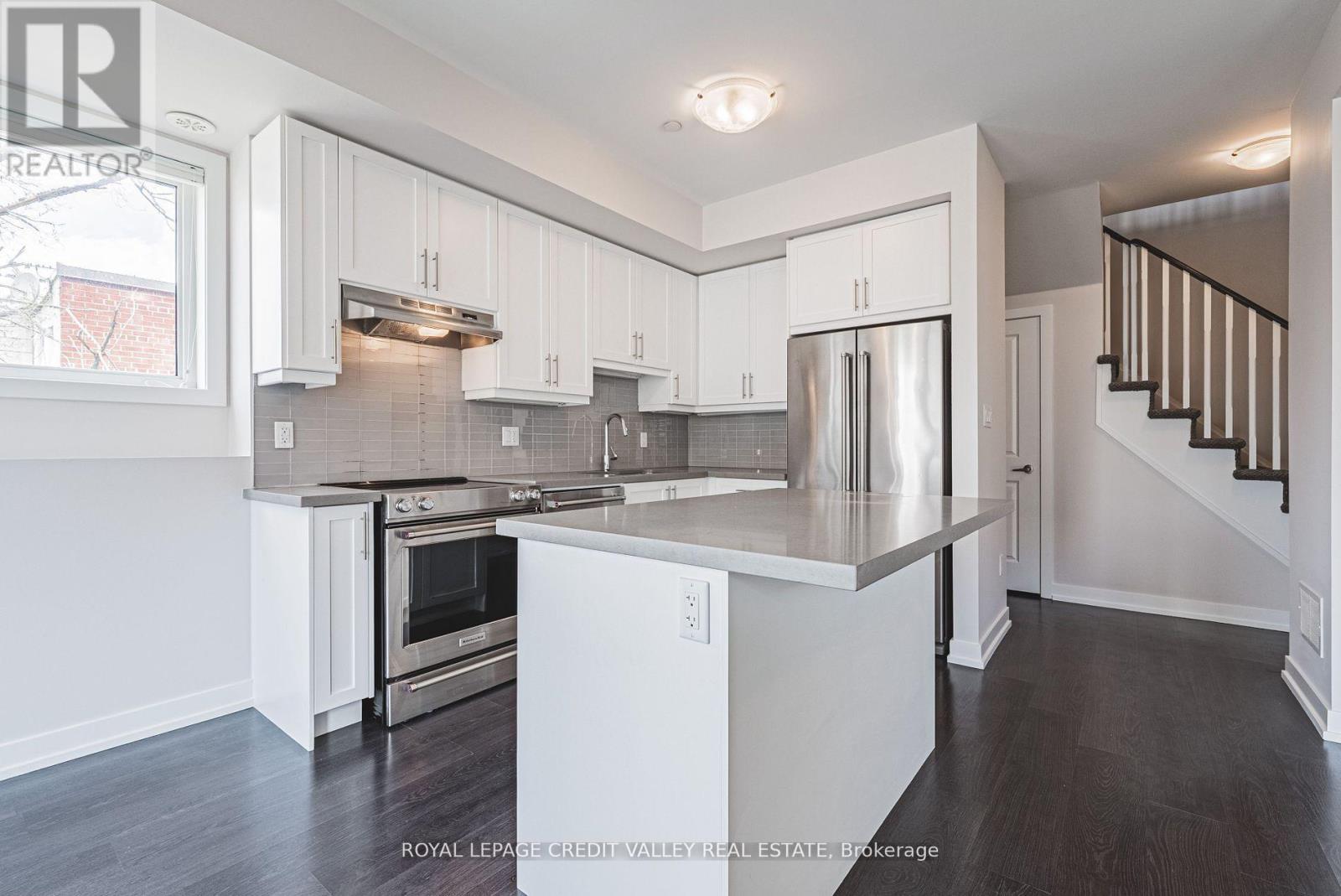 116 - 256 Royal York Road E, Toronto (Mimico), Ontario  M8V 1Y8 - Photo 18 - W12401932