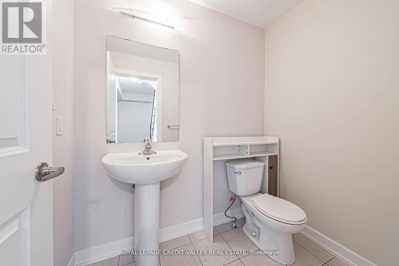 116 - 256 Royal York Road E, Toronto (Mimico), Ontario  M8V 1Y8 - Photo 19 - W12401932