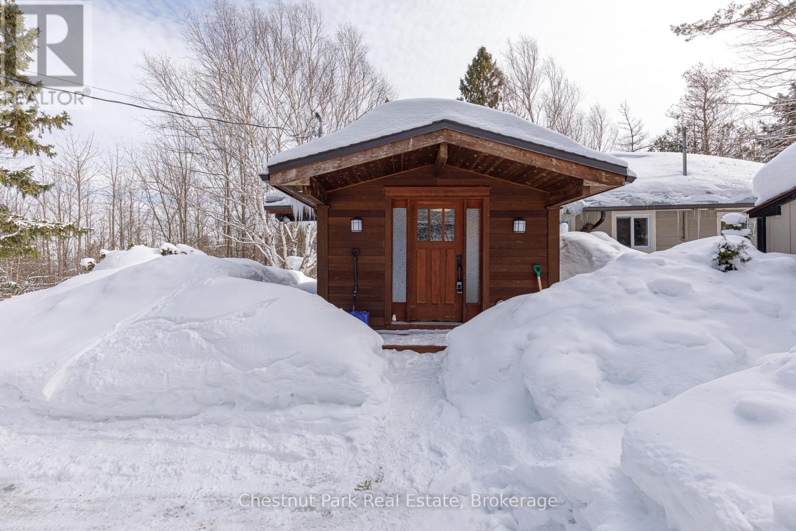 116 Castleview Road, Blue Mountains, Ontario  L9Y 0R6 - Photo 14 - X12401967