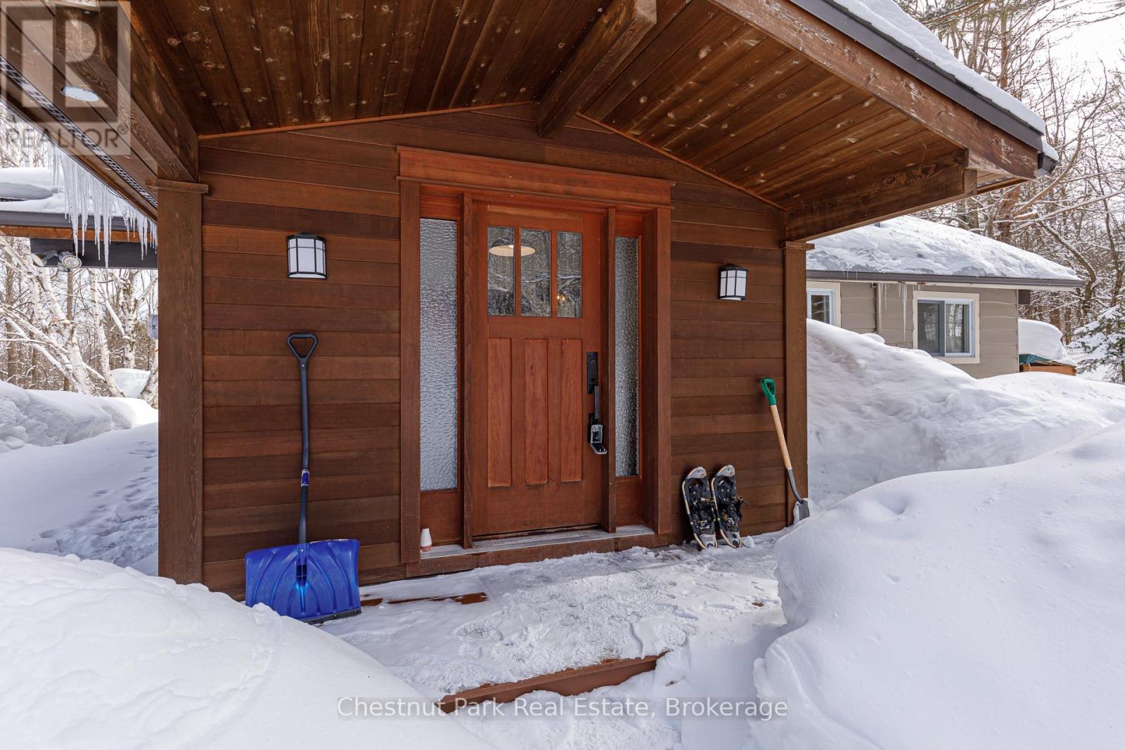 116 Castleview Road, Blue Mountains, Ontario  L9Y 0R6 - Photo 15 - X12401967