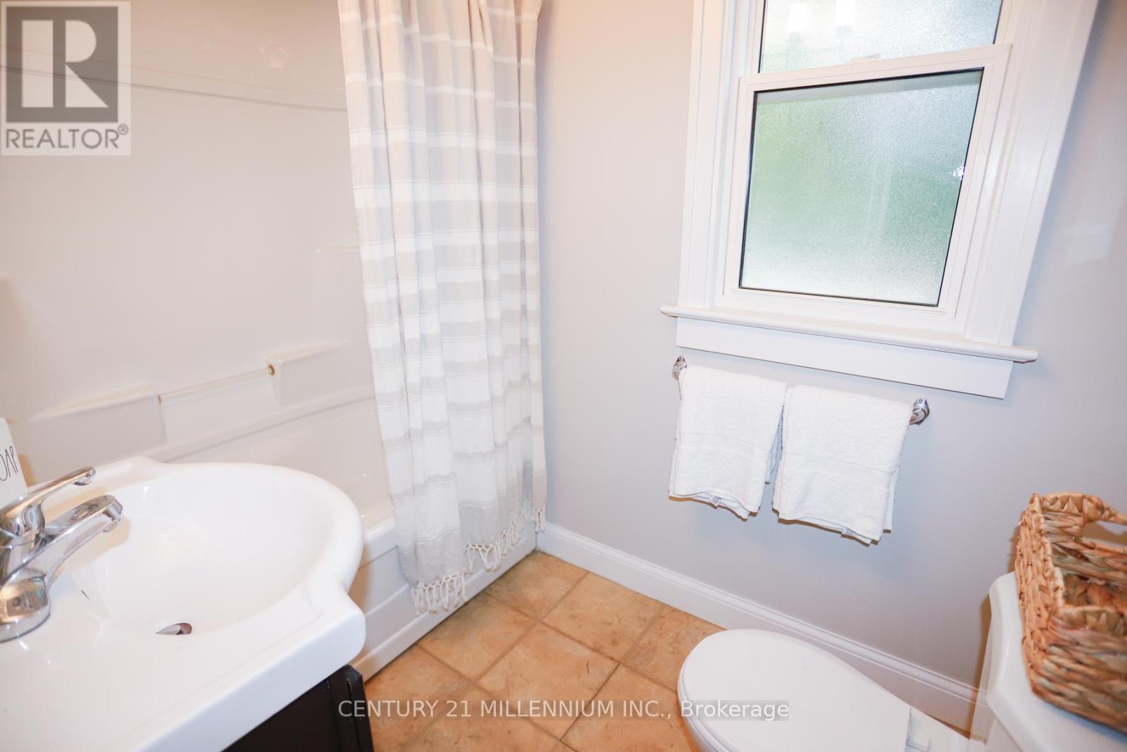 3 Riverview Avenue, Sault Ste Marie, Ontario  P6A 3X6 - Photo 28 - X12401934