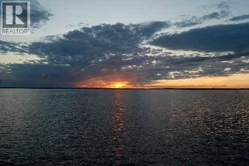 21 Sunset, Rural Stettler No. 6, Alberta  T0C 1G0 - Photo 5 - A2146217