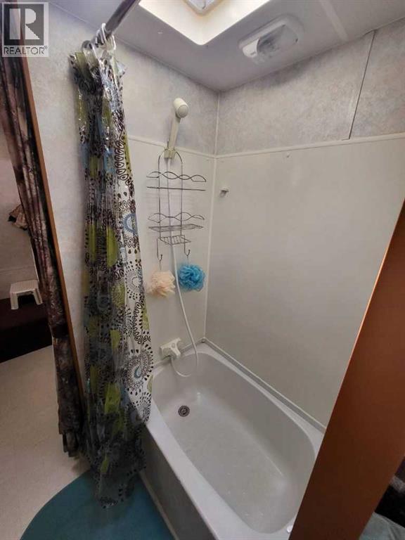 21 Sunset, Rural Stettler No. 6, Alberta  T0C 1G0 - Photo 13 - A2146217