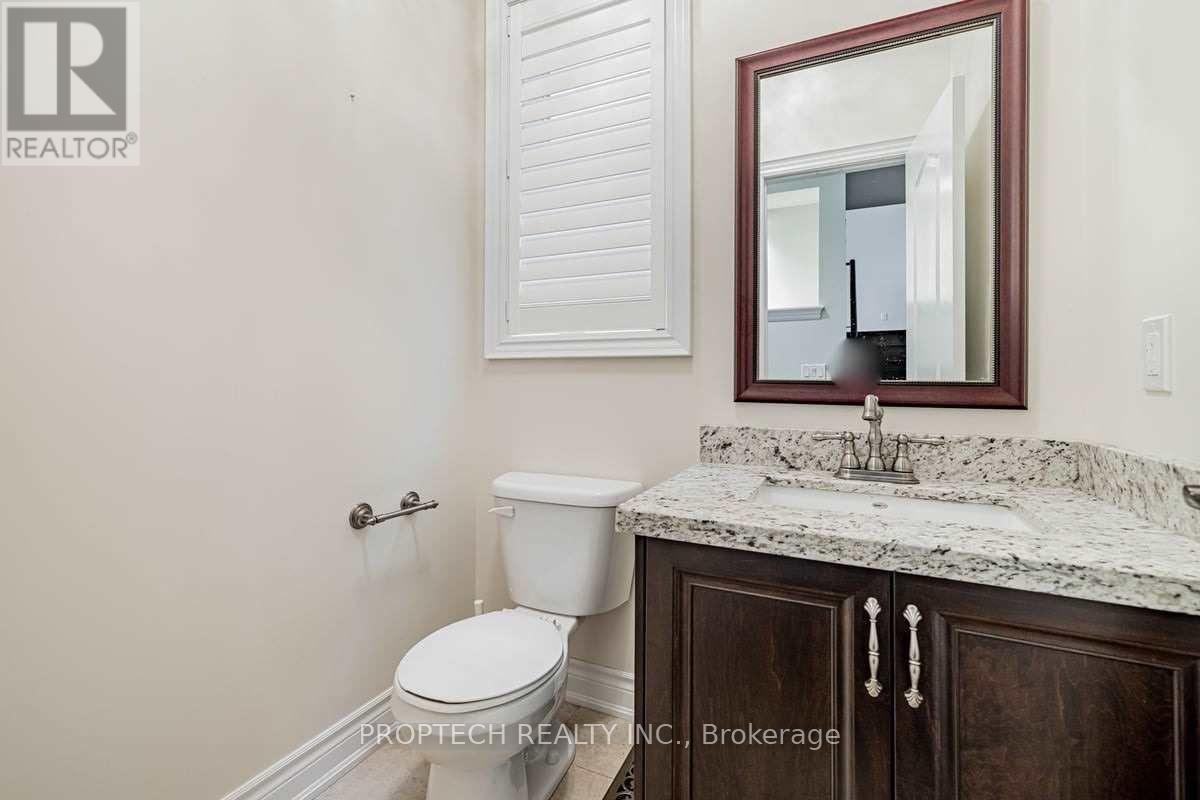 65 Magdalan Crescent, Richmond Hill, Ontario  L4E 0N5 - Photo 17 - N12401948