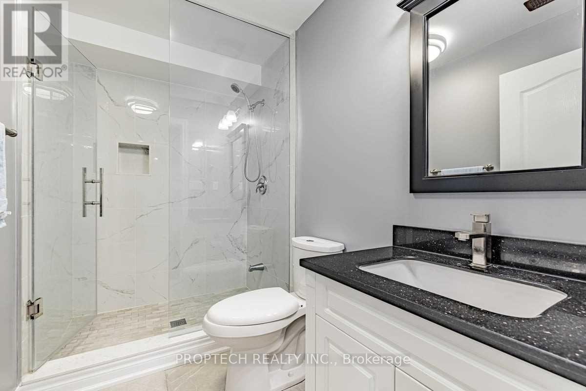 65 Magdalan Crescent, Richmond Hill, Ontario  L4E 0N5 - Photo 35 - N12401948