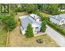 11 Park Avenue, East Gwillimbury (Holland Landing), Ca