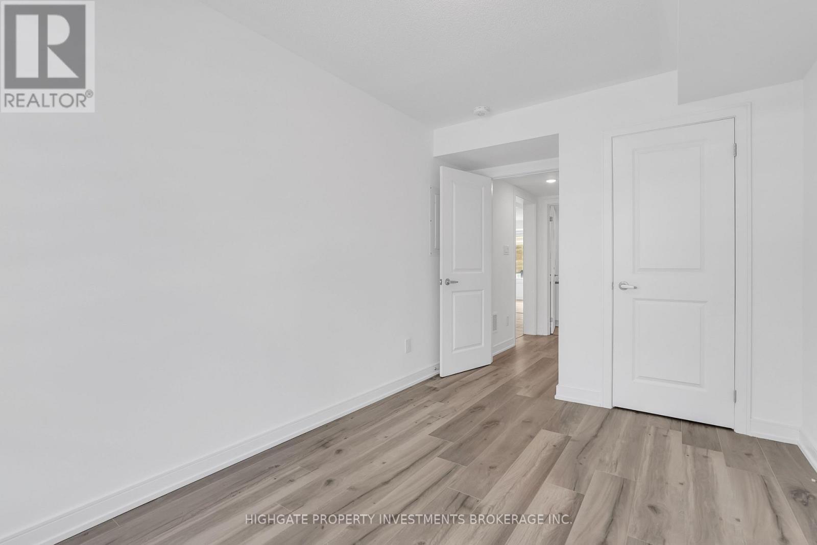 107 Appletree Lane, Barrie, Ontario  L9J 0P1 - Photo 16 - S12401959