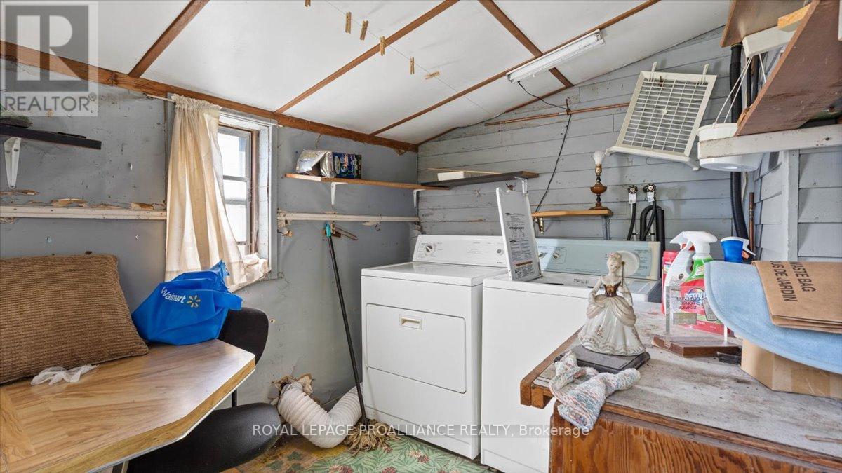 51 1/2 North Front Street, Belleville, Ontario  K8P 3B2 - Photo 9 - X12402016