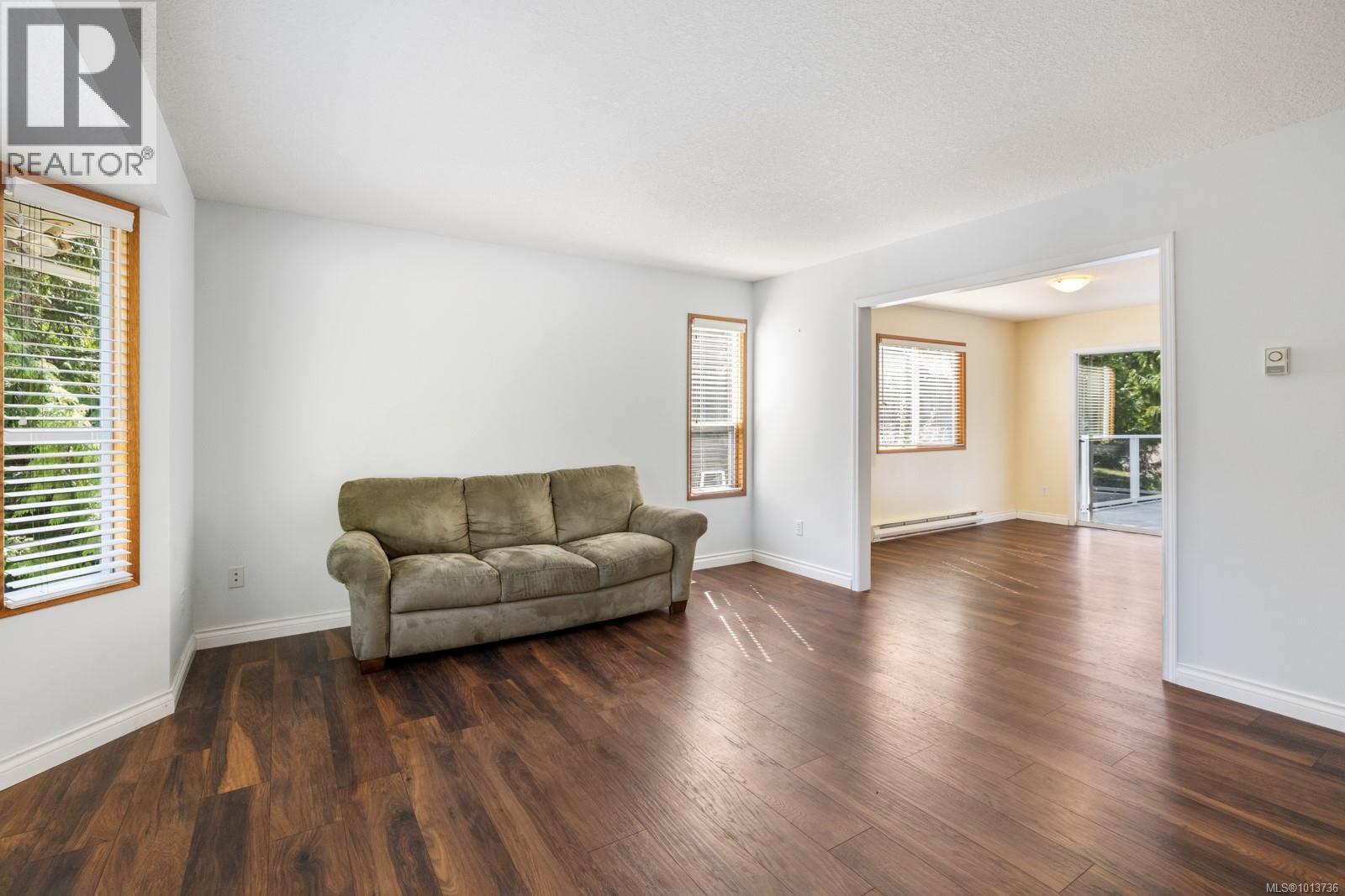 Property at 3300 Tyerman Pl image 3