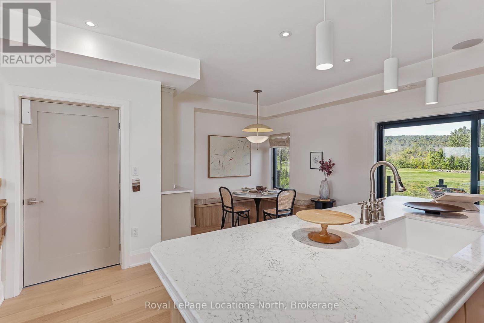 23 - 117 Sladden Court, Blue Mountains, Ontario  N0H 2P0 - Photo 17 - X12400678