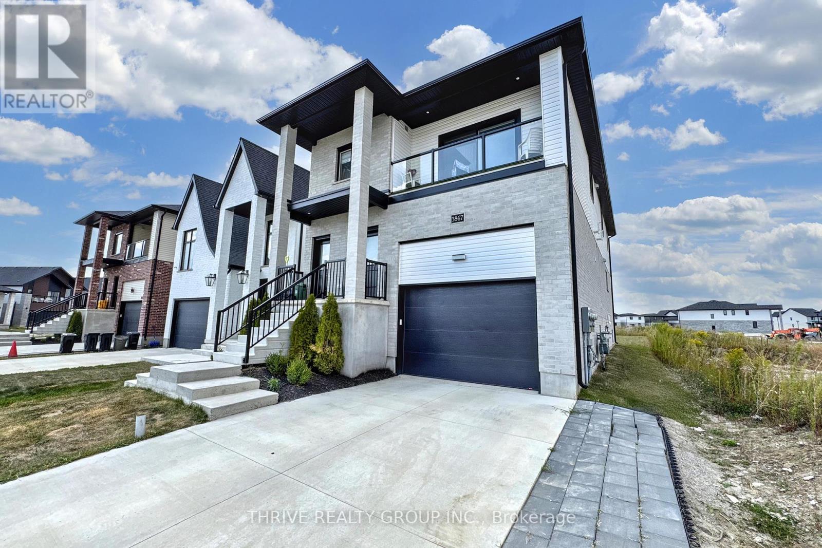 C - 3867 Petalpath Way, London South, Ontario  N6P 0K2 - Photo 1 - X12401995