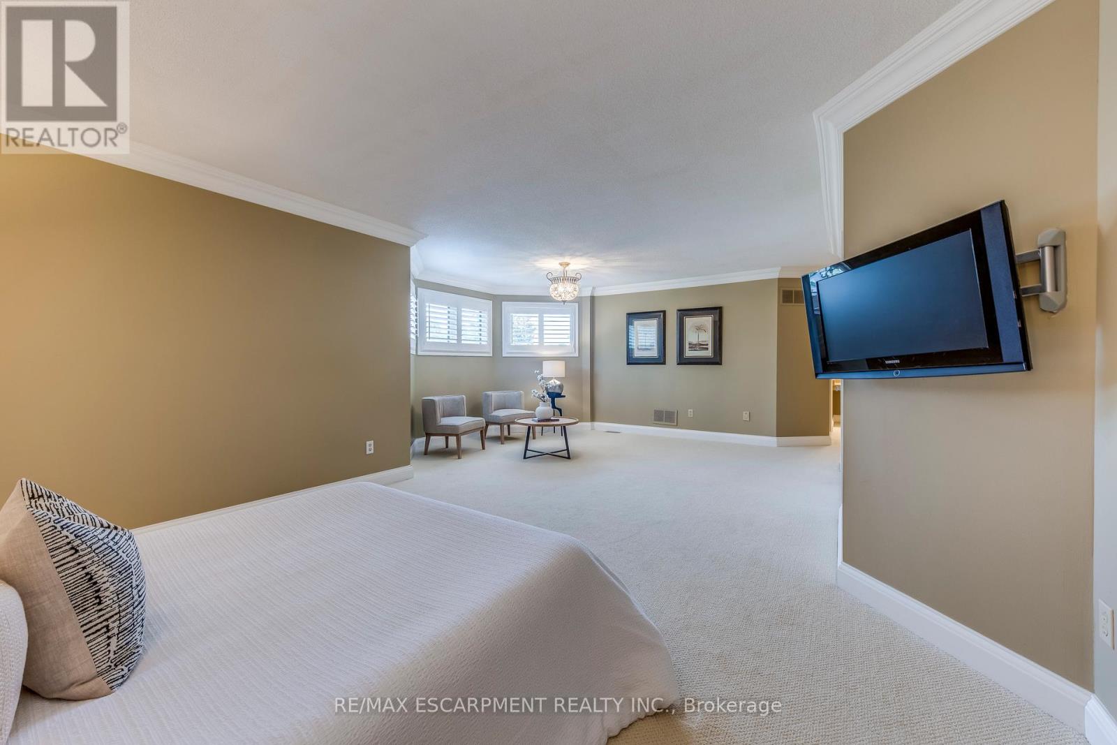 1246 Saddler Circle, Oakville, Ontario  L6M 2X5 - Photo 27 - W12401977