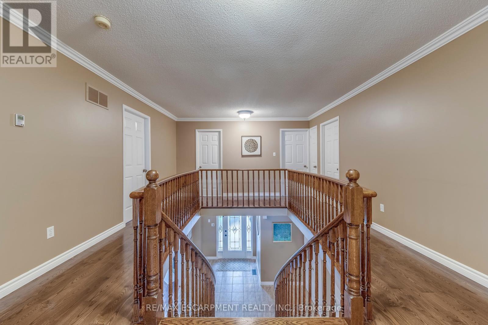 1246 Saddler Circle, Oakville, Ontario  L6M 2X5 - Photo 37 - W12401977