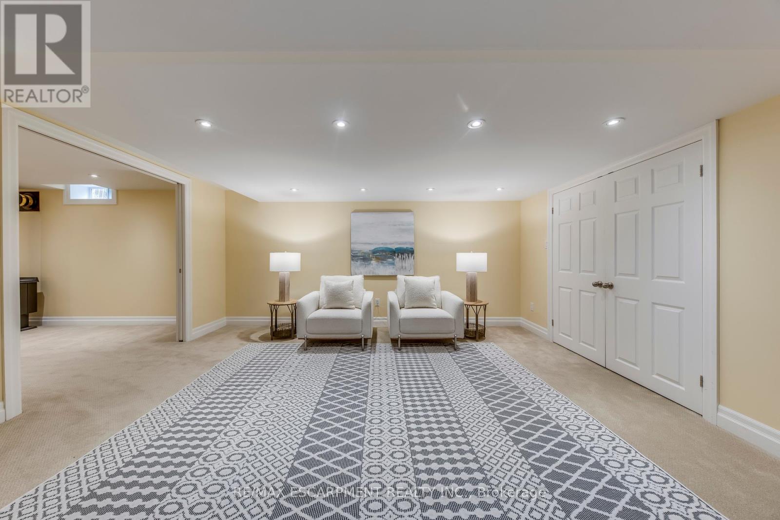 1246 Saddler Circle, Oakville, Ontario  L6M 2X5 - Photo 39 - W12401977