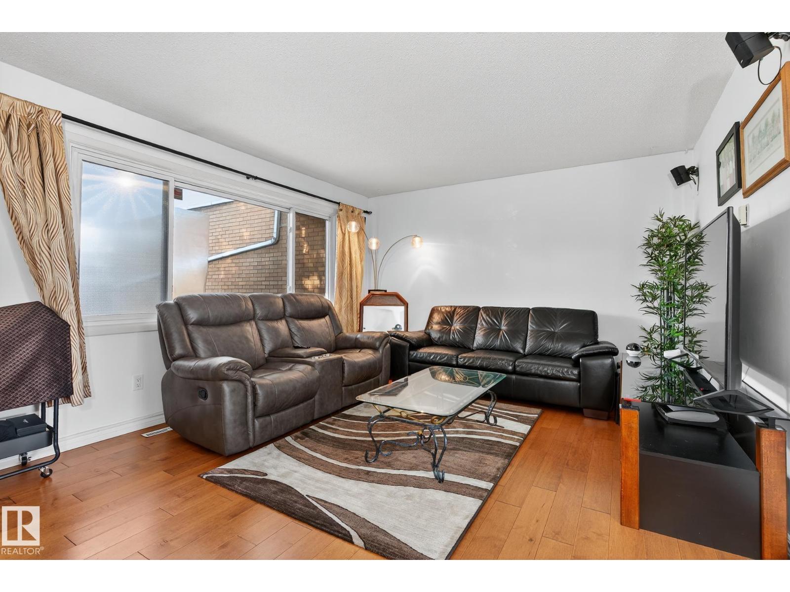 5741 144 Av Nw, Edmonton, Alberta  T5A 1K6 - Photo 5 - E4457671