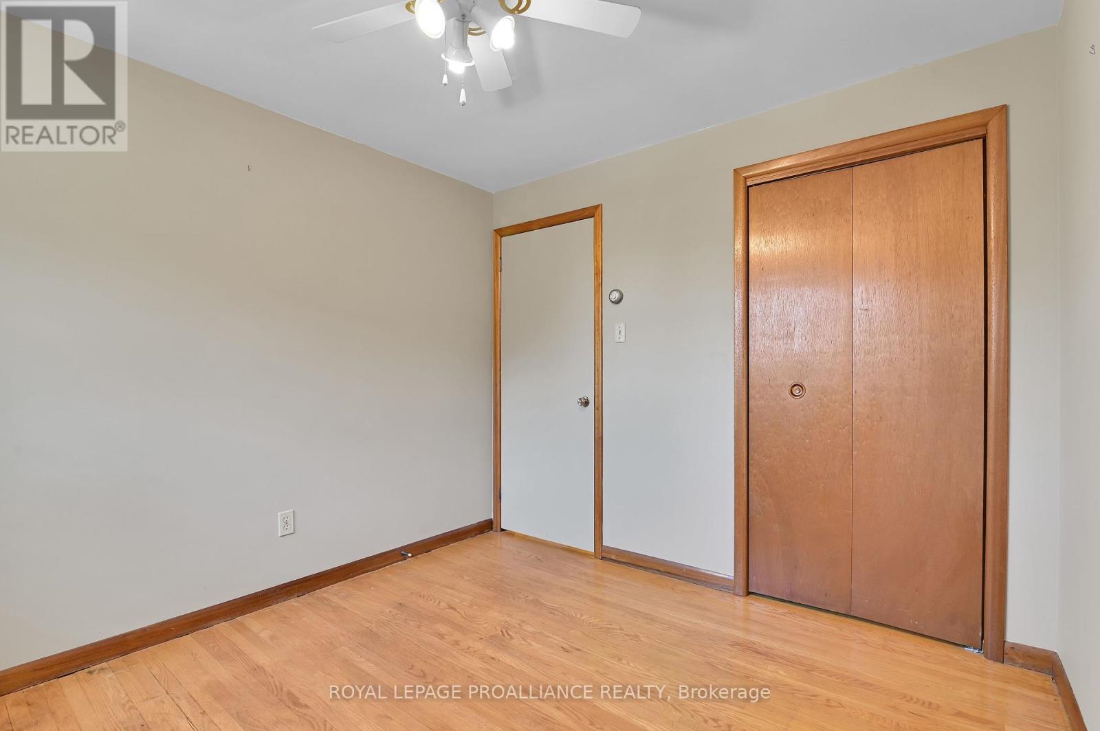 14 Davison Avenue, Brockville, Ontario  K6V 3C2 - Photo 18 - X12393160