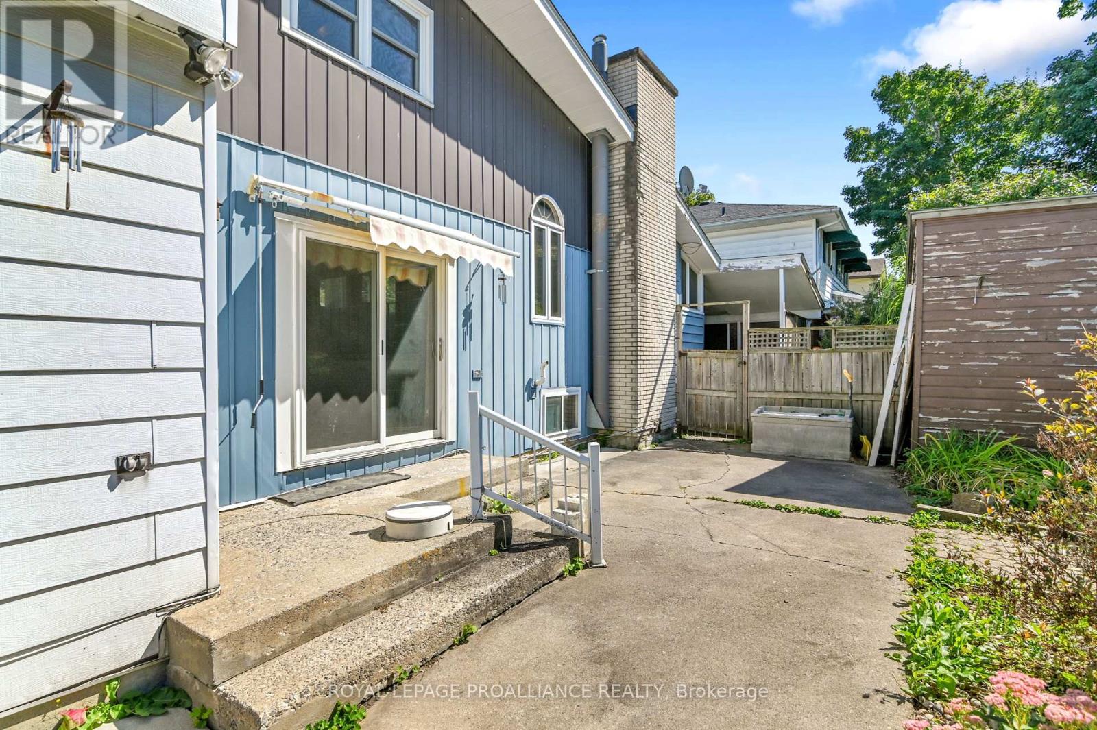 14 Davison Avenue, Brockville, Ontario  K6V 3C2 - Photo 28 - X12393160